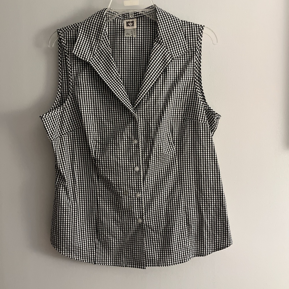 Anne Klein Black and White Gingham Sleeveless Button-Down Shirt